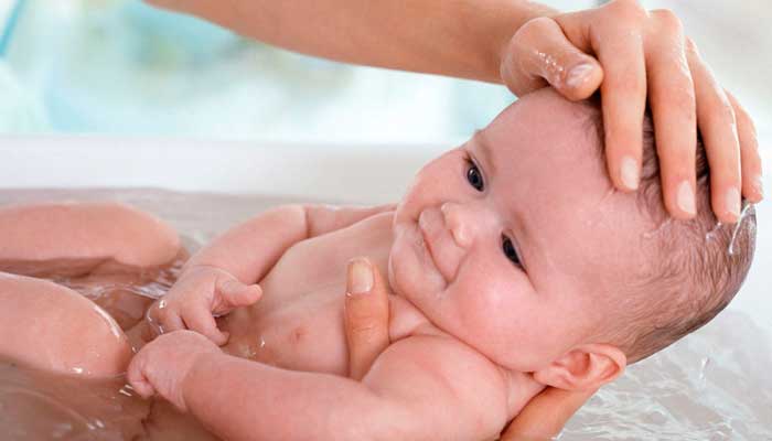 mejores-shampoo-para-el-baño-del-bebé