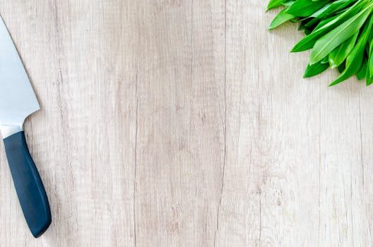 Alkaline-acid food charts to help balance your pH